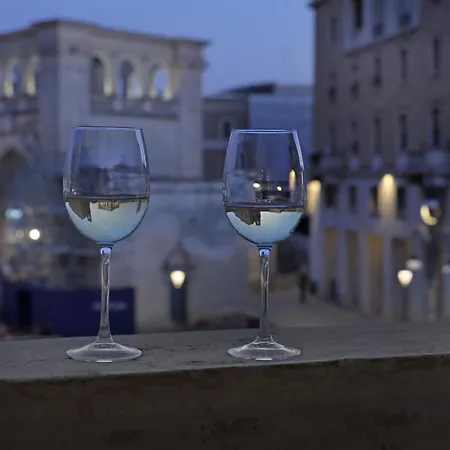 Luxury House -le Mie 3 Suites- *